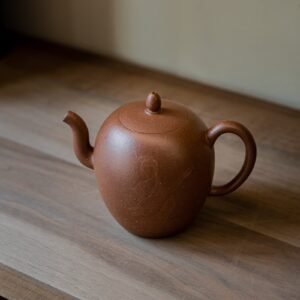 Red Jiangpo Clay Mei Ren Jian 320ml Yixing Teapot